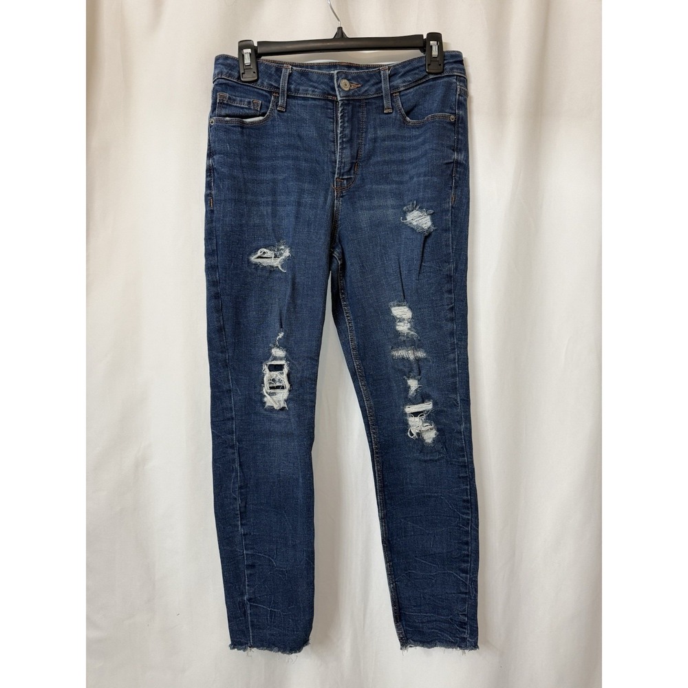Old Navy Relaxed Slim Distressed Built in Flex Size 6 Medium Wash Blue‎ Jeans